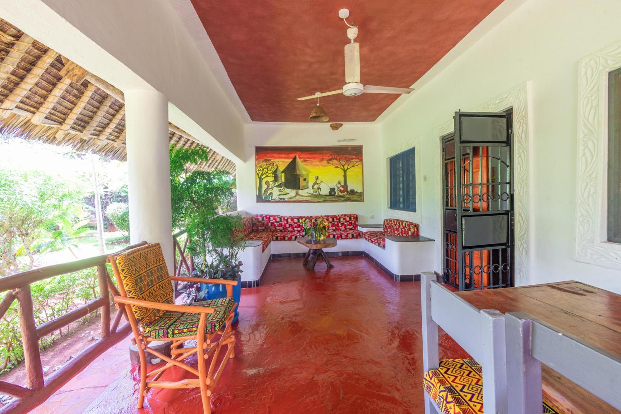 Villas Dora And Holly Diani Beach Luaran gambar