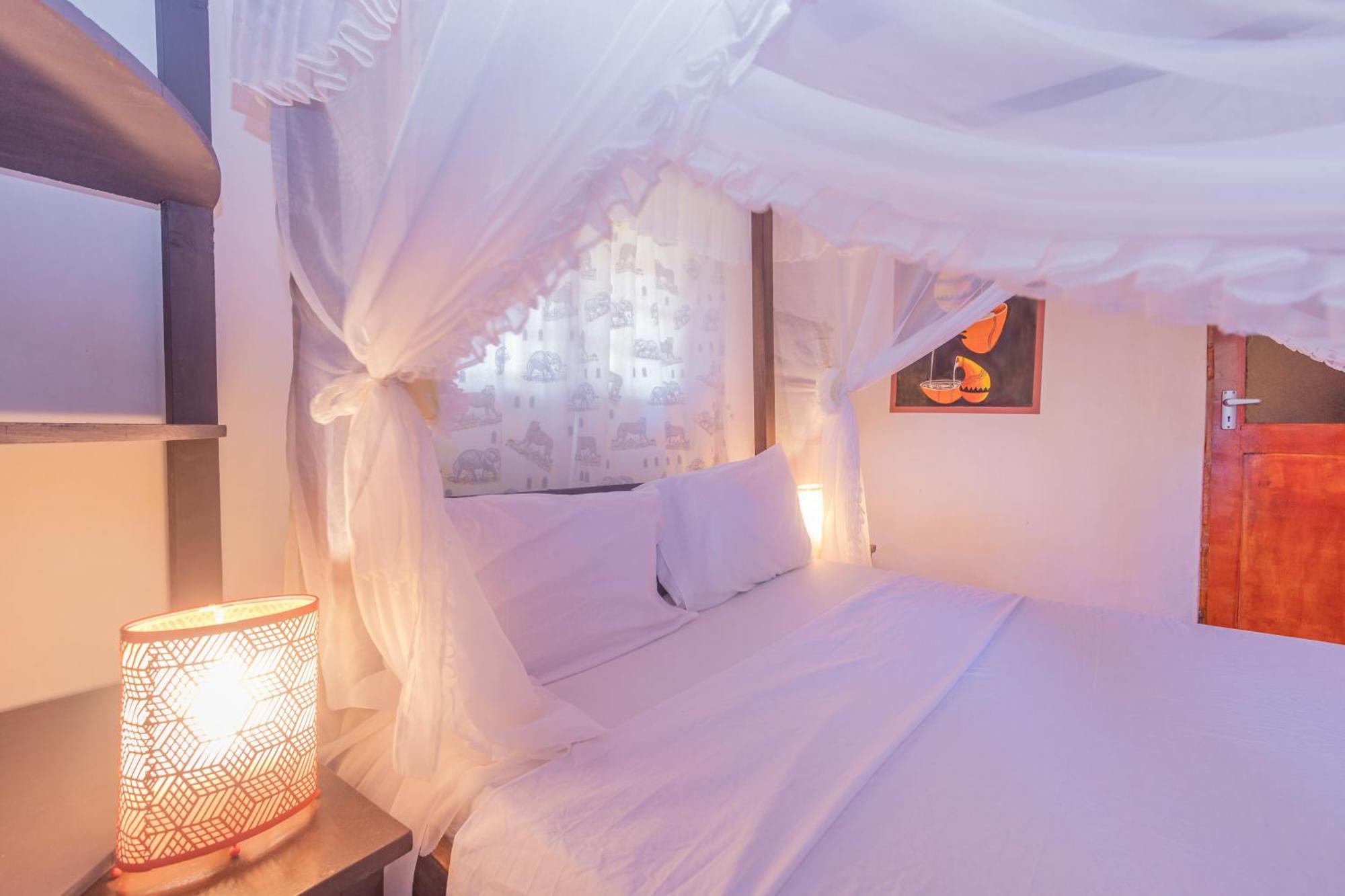 Villas Dora And Holly Diani Beach Luaran gambar