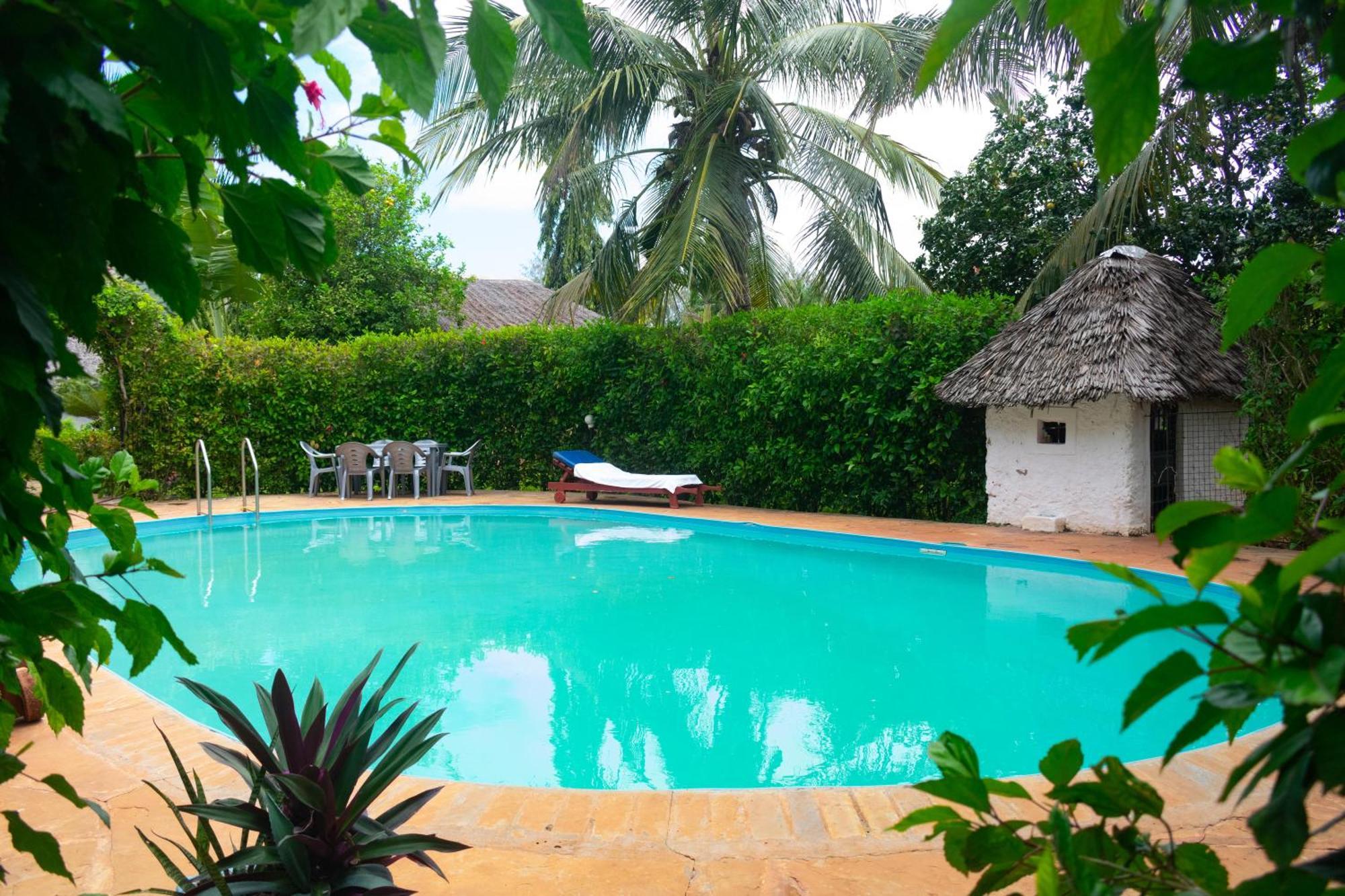Villas Dora And Holly Diani Beach Luaran gambar